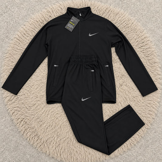 Men’s Nike Black Tracksuit – 2-Piece Sportswear Set